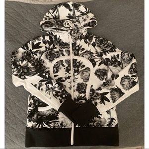 Lululemon Brisk Bloom Scuba Hoodie